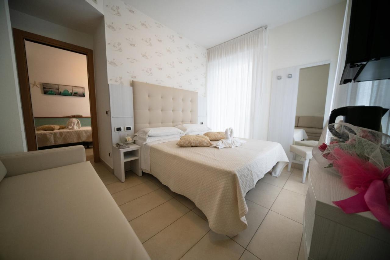 Hotel Abc Річчоне Екстер'єр фото