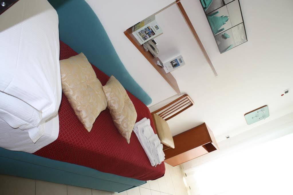 Hotel Abc Річчоне Екстер'єр фото